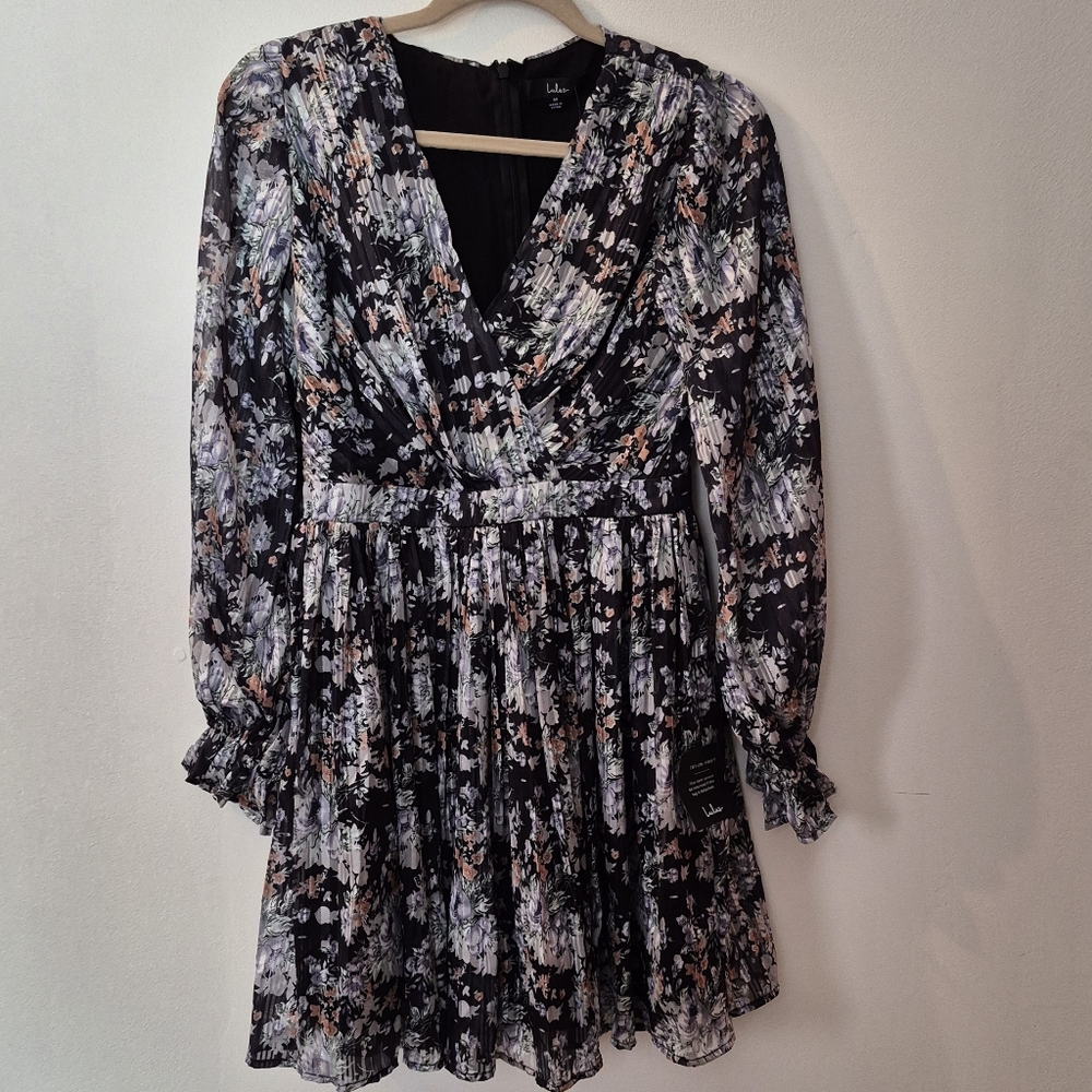 Lulus size med Womens dress. NWT